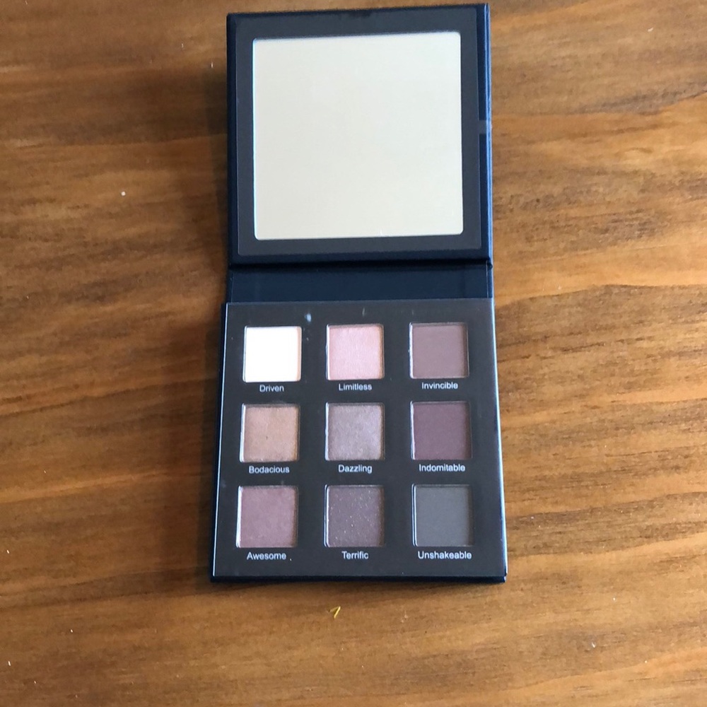 REALHER Shadow Palette II
